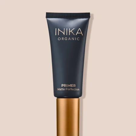 Inika sertifikuota organiška matinį efektą suteikianti makiažo bazė, 30 ml