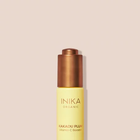 Inika Organic serumas su vitaminu C ir Kakadu Plum ekstraktu, 15 ml