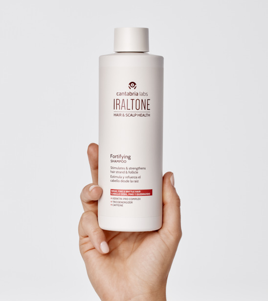 Iraltone šampūnas su kofeinu nuo plaukų slinkimo, 400 ml Iraltone šampūnas su kofeinu nuo plaukų slinkimo, 400 ml